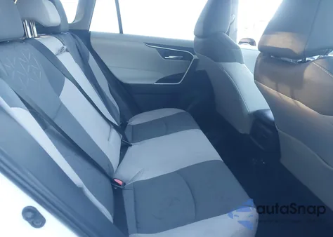 2025 Toyota Rav4 Xle z USA, uszkodzony, nr VIN 2T3W1RFV2SW419240